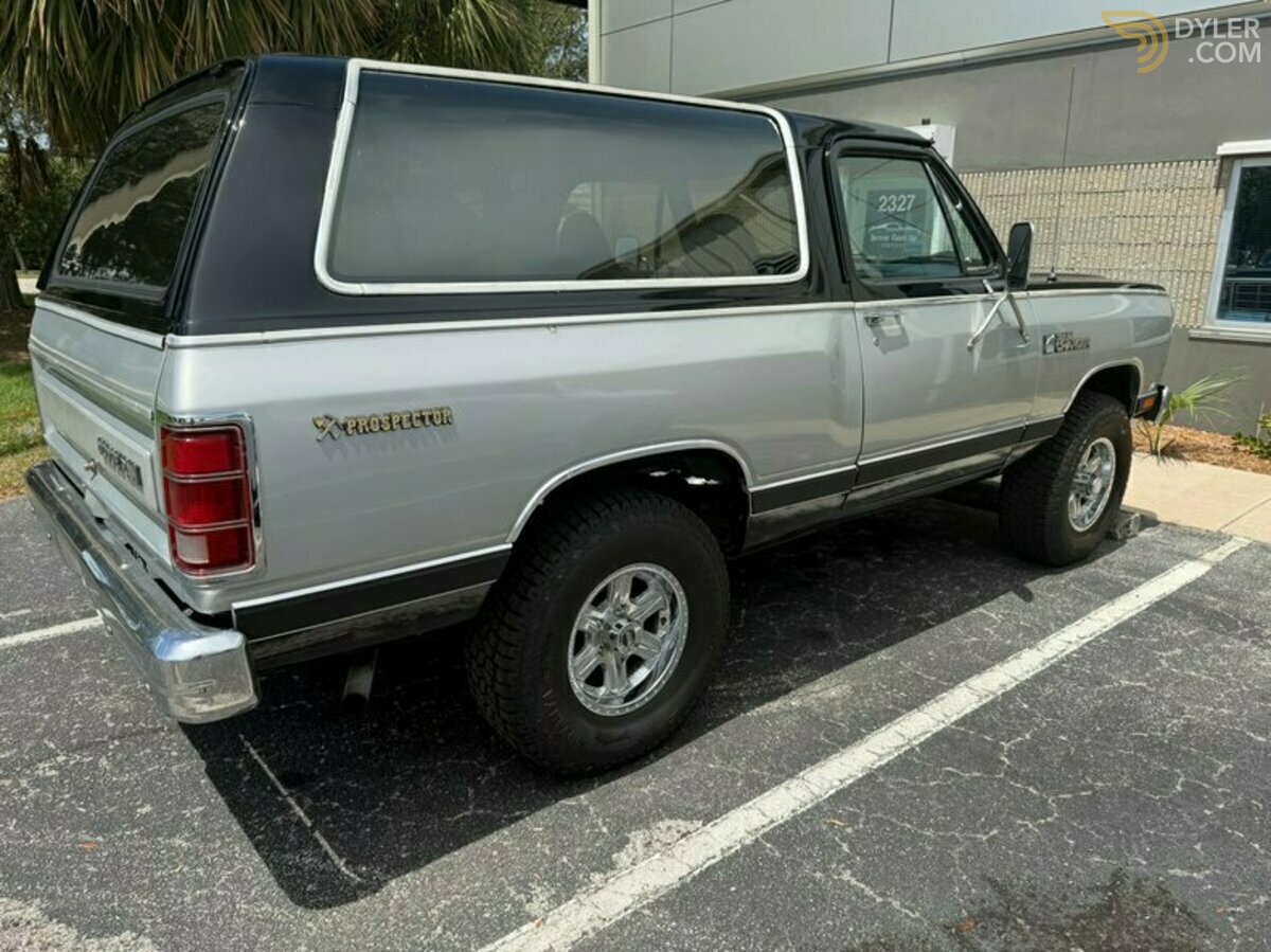 1983 Dodge Ramcharger Prospector 4x4, foto 11