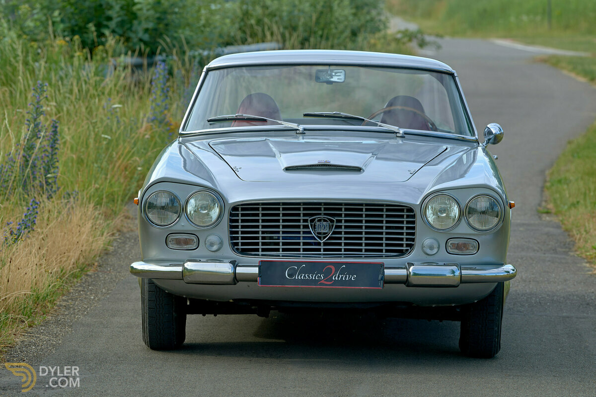 1968 Lancia Flaminia GT 3C 2.8 liter by Touring “Superleggera", foto 6