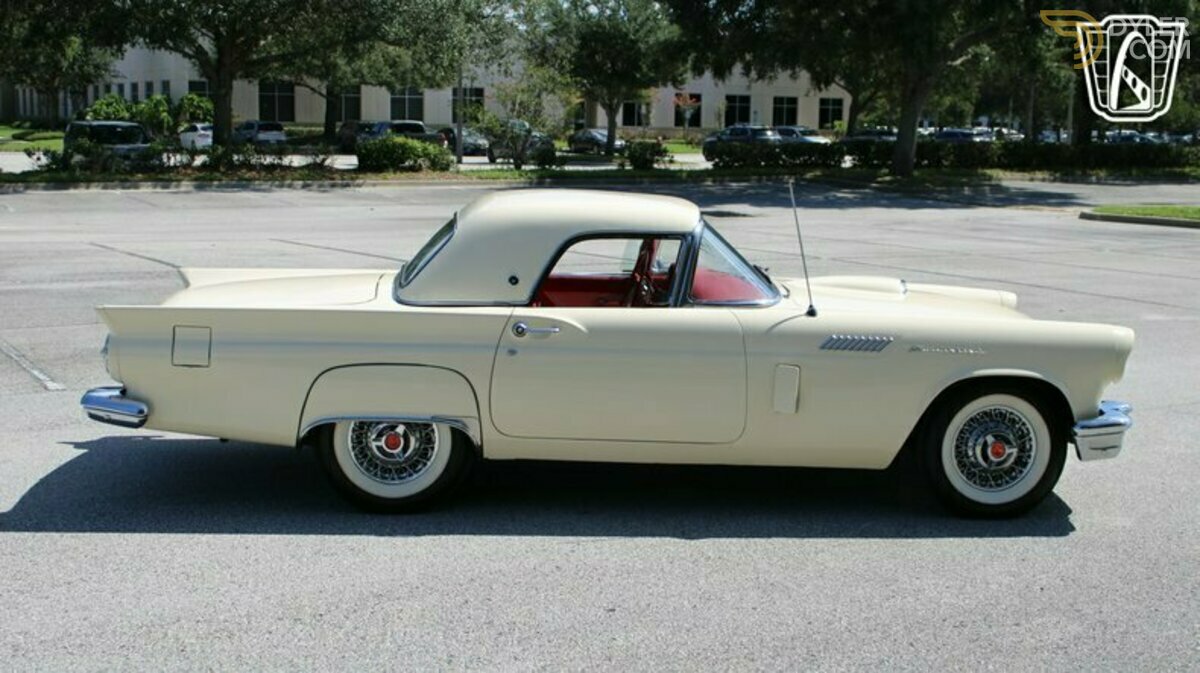 1957 Ford Thunderbird, foto 6