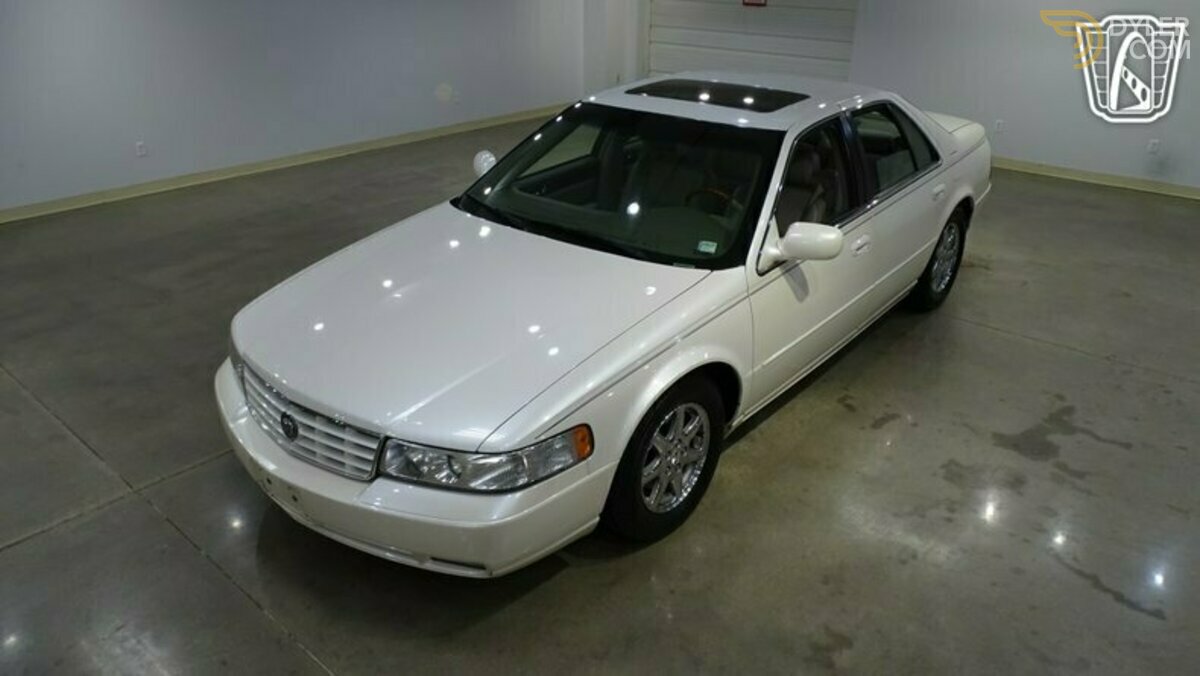 2000 Cadillac Seville STS, foto 2