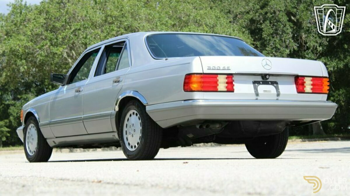 1990 Mercedes-Benz 300 SE, foto 10