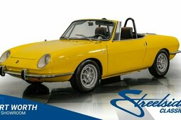Fiat 850 Spider Convertible Cabriolet / Roadster 1967 Yellow