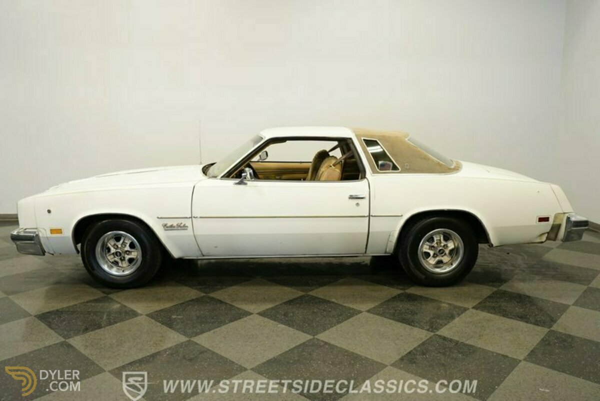 1976 Oldsmobile Cutlass Salon, foto 2