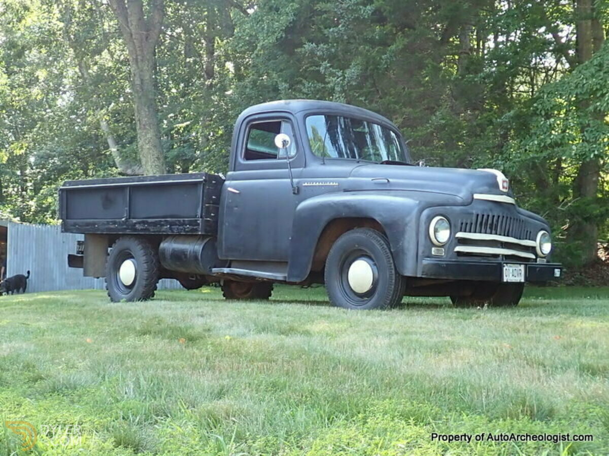 1952 International Harvester L-112 L120 3/4 ton flat bed, foto 1