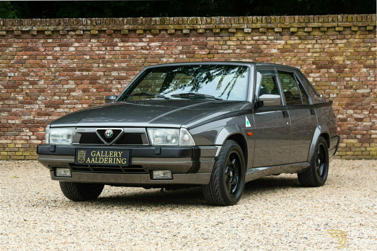 1988 Alfa Romeo 75 V6, foto 1