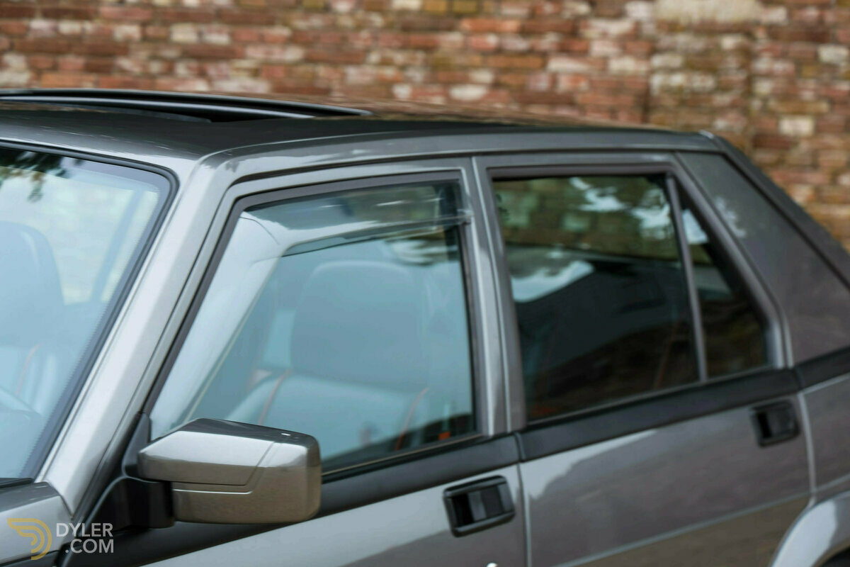 1988 Alfa Romeo 75 V6, foto 7