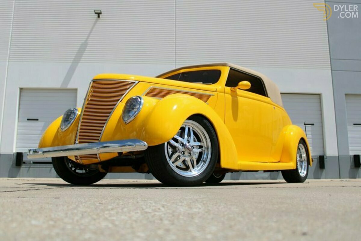 1937 Ford Cabriolet Hardtop Convertible, foto 3