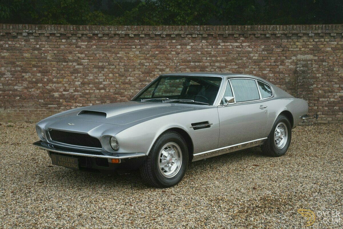 1974 Aston Martin V8 Coupe, foto 1
