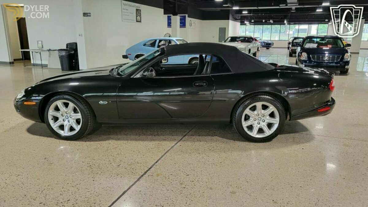 2000 Jaguar XK, foto 2