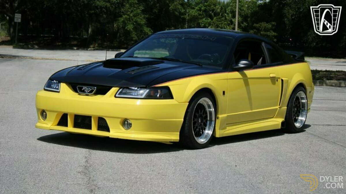 2001 Ford Mustang GT, foto 3