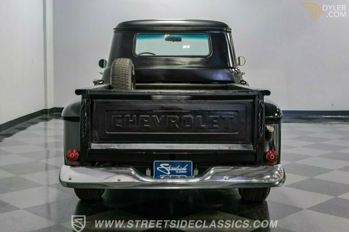 1957 Chevrolet 3100 Patina Restomod, foto 11