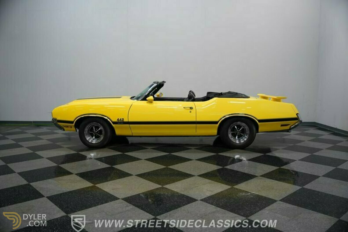 1970 Oldsmobile Cutlass W30 Tribute Convertible, foto 2