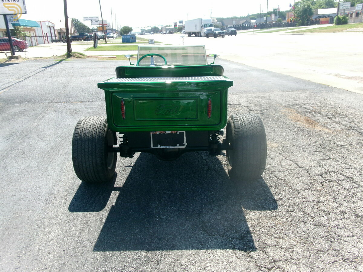 1923 Ford T-bucket Hotrod, foto 3