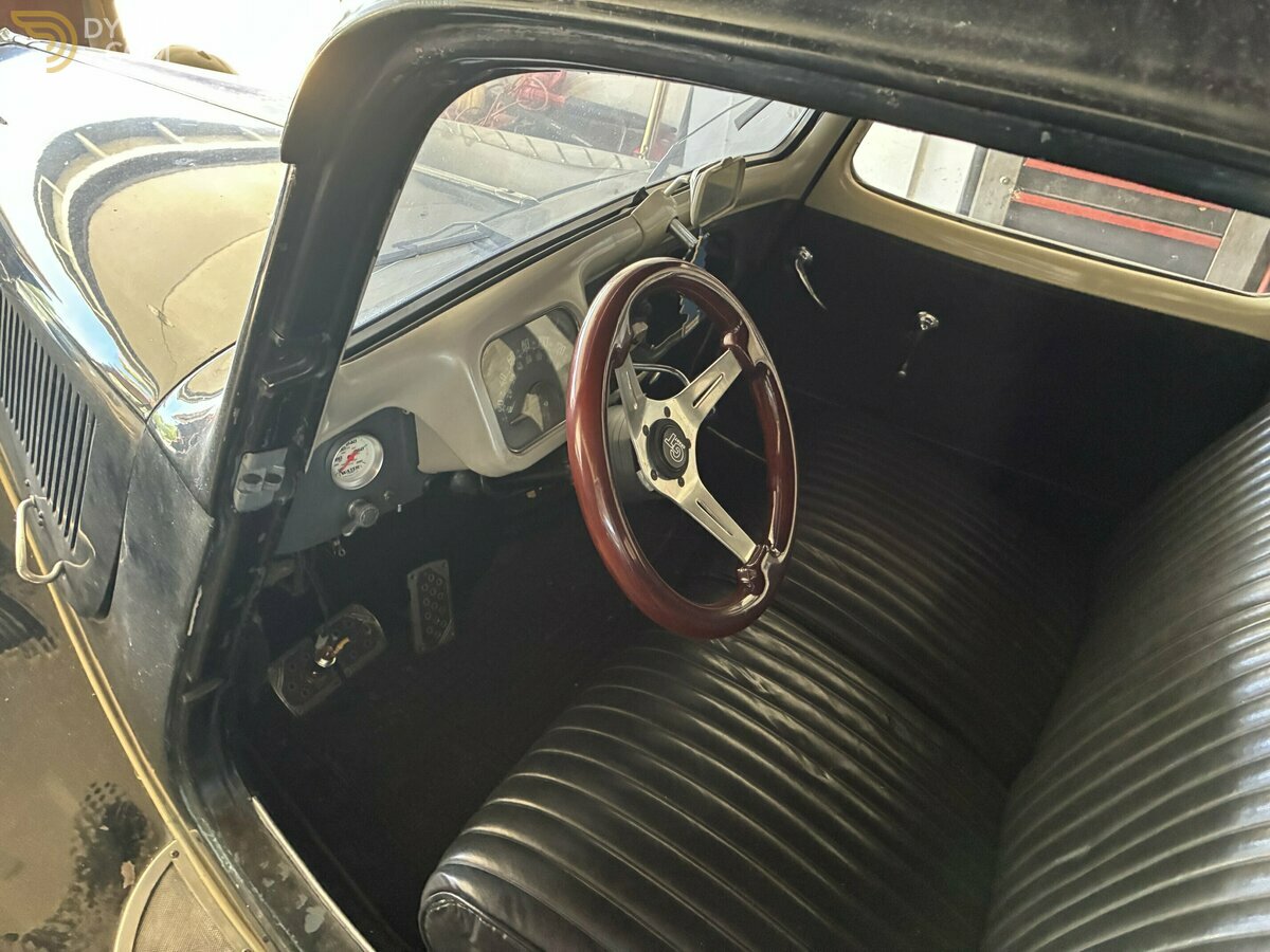 1954 Citroen Traction Avant, foto 1