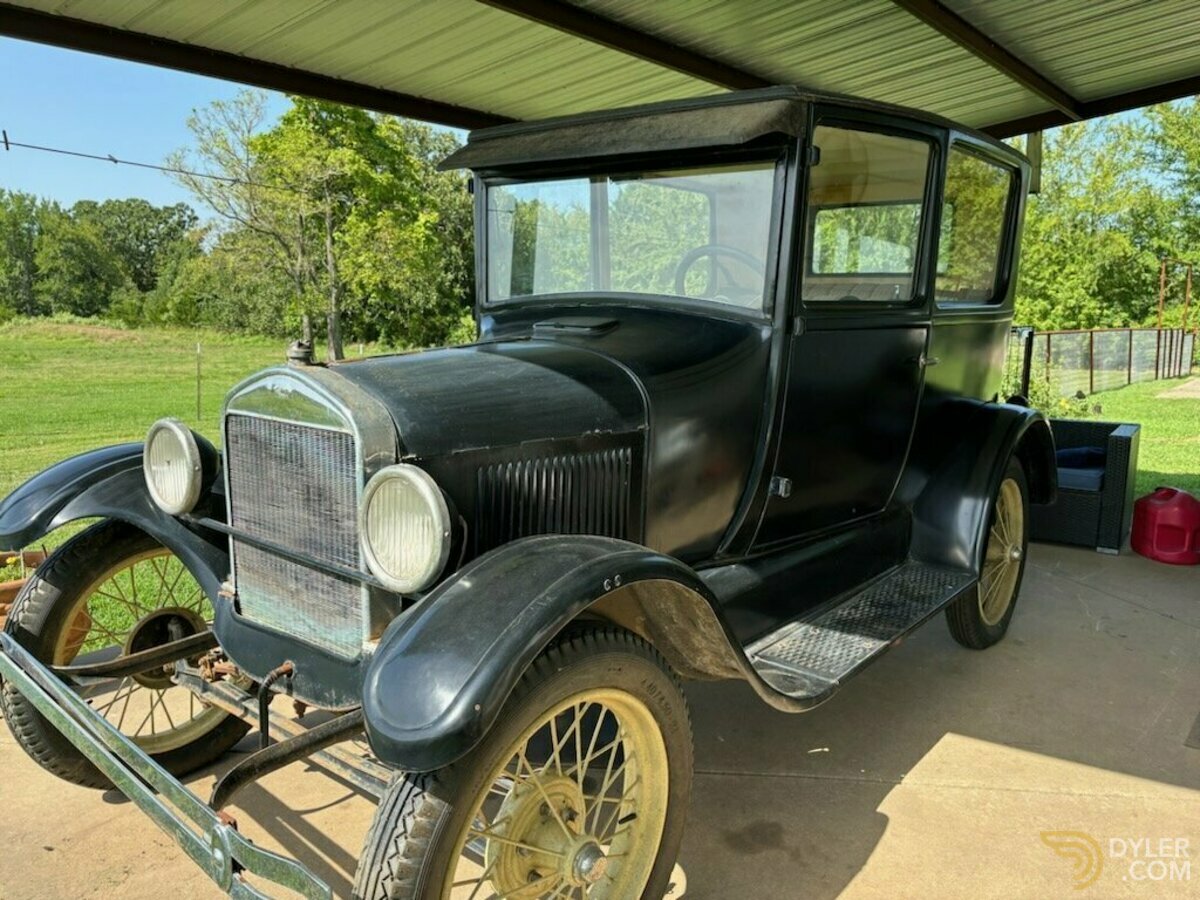 1927 Ford Model T Enclosed Sedan, foto 2