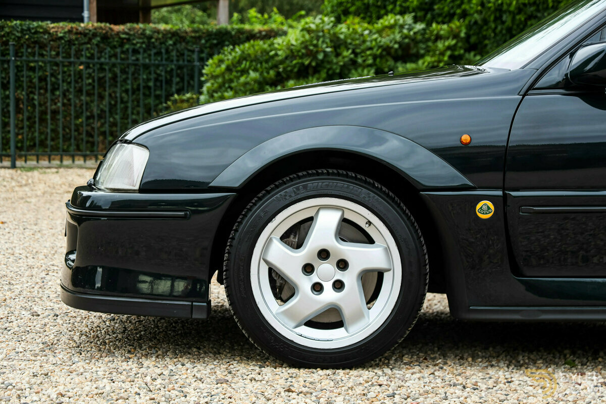 1992 Lotus Omega, foto 5