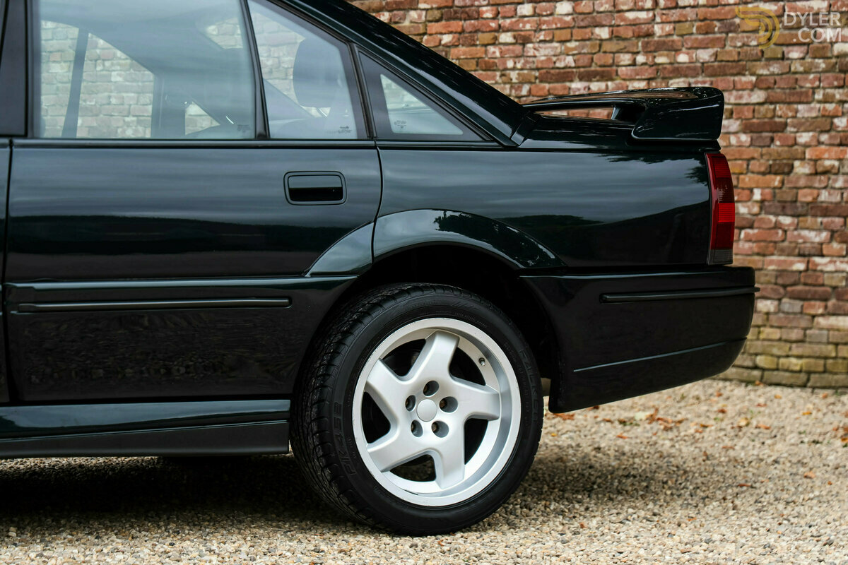 1992 Lotus Omega, foto 6