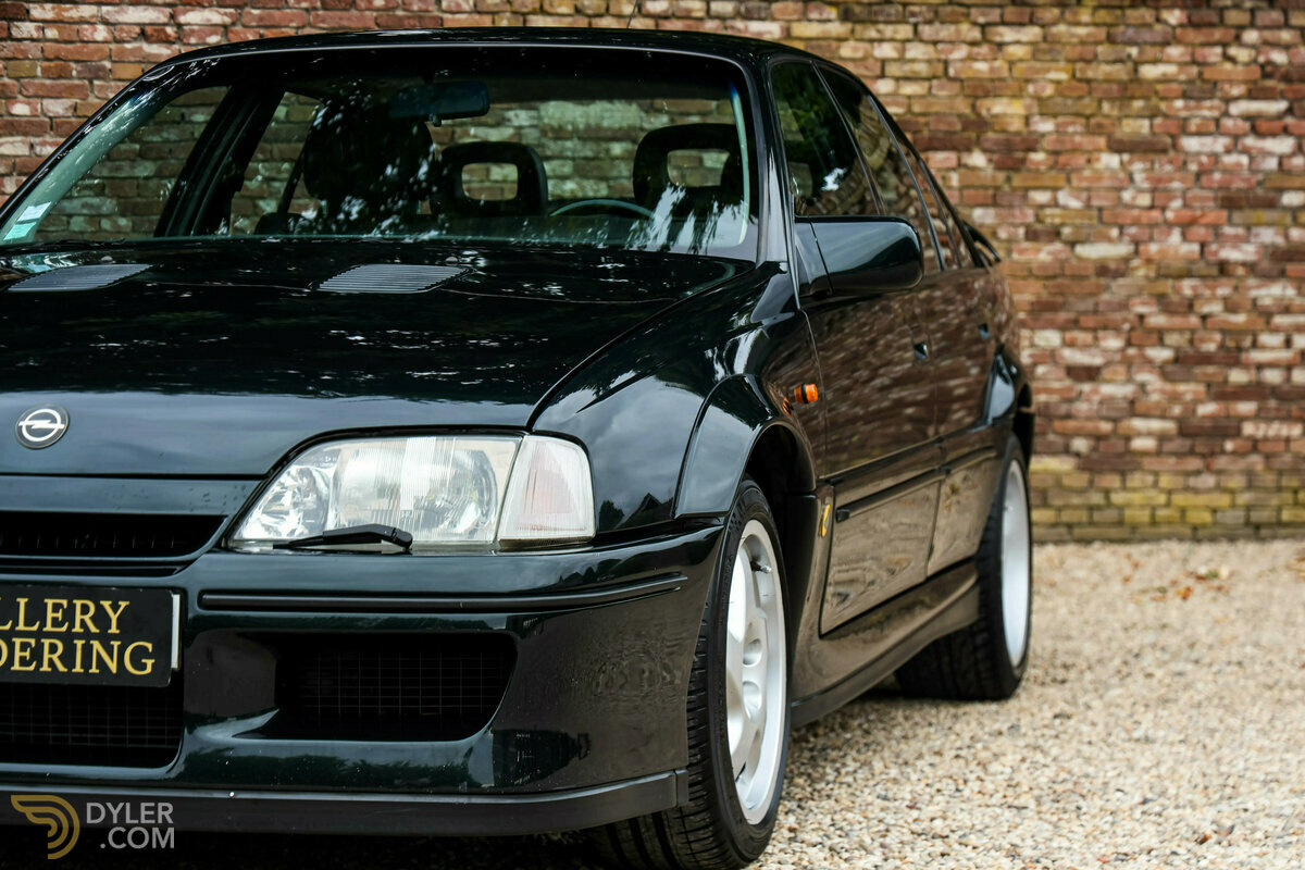 1992 Lotus Omega, foto 9