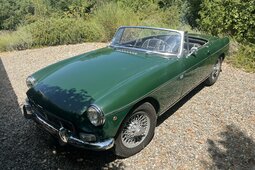 MG MGB Roadster Cabriolet / Roadster 1964 Green