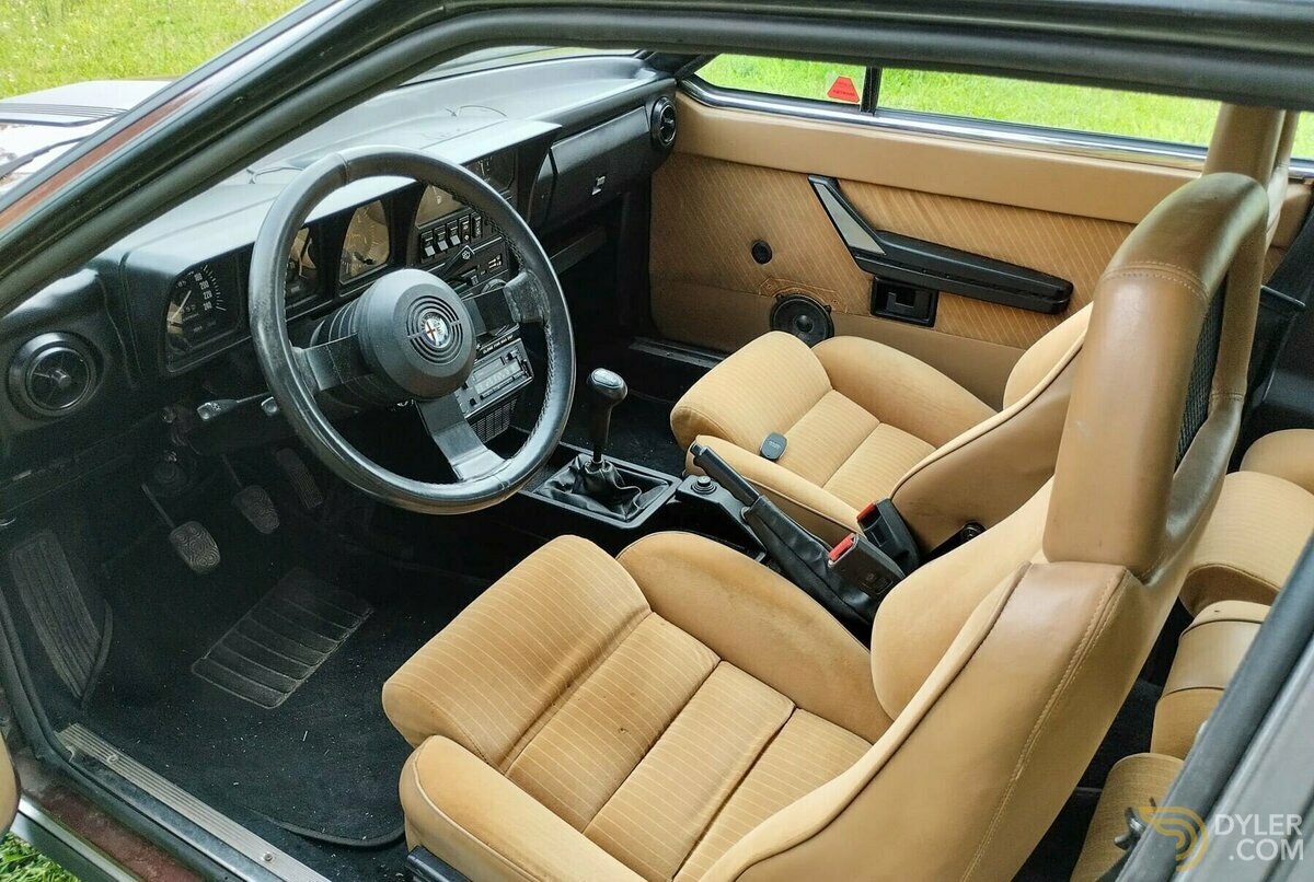 1986 Alfa Romeo GTV6 GTV6, foto 8