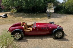 Ronart W152 series 2 Cabriolet / Roadster 2018 Borgogna