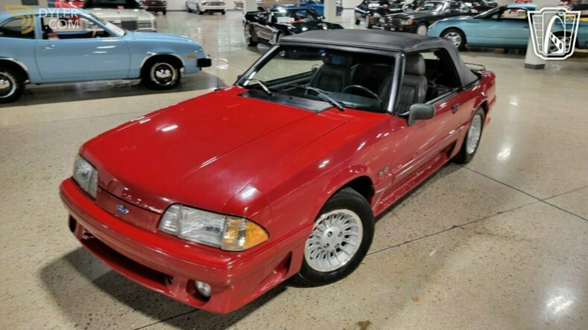 1989 Ford Mustang GT, foto 2