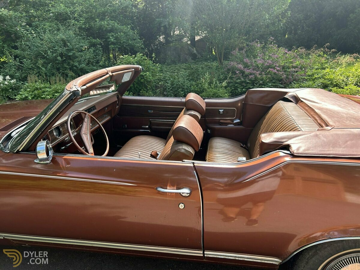 1971 Oldsmobile Cutlass Supreme, foto 2