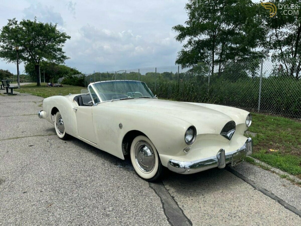1954 Kaiser Darrin, foto 1