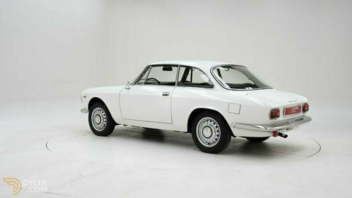 1966 Alfa Romeo Giulia, foto 4