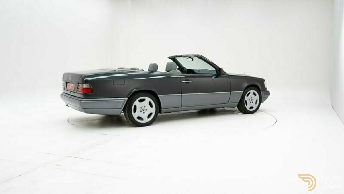 1994 Mercedes-Benz 220, foto 2