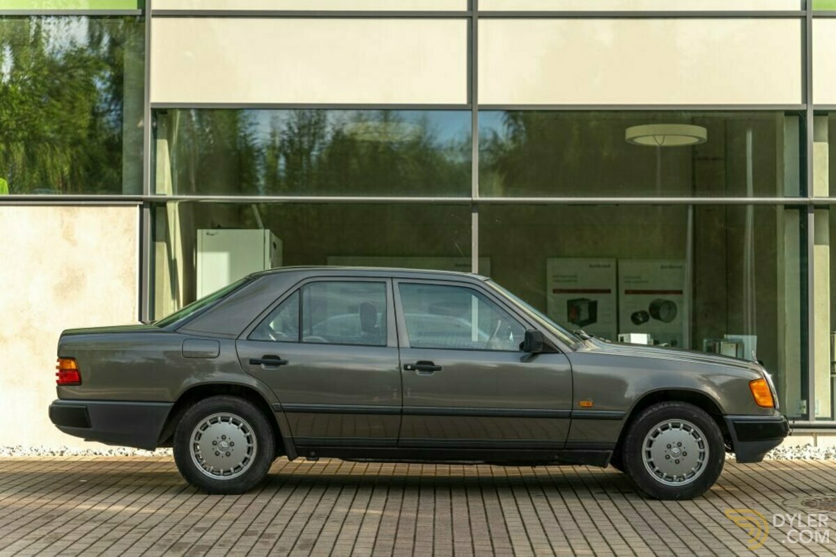 1992 Mercedes-Benz E 300, foto 5