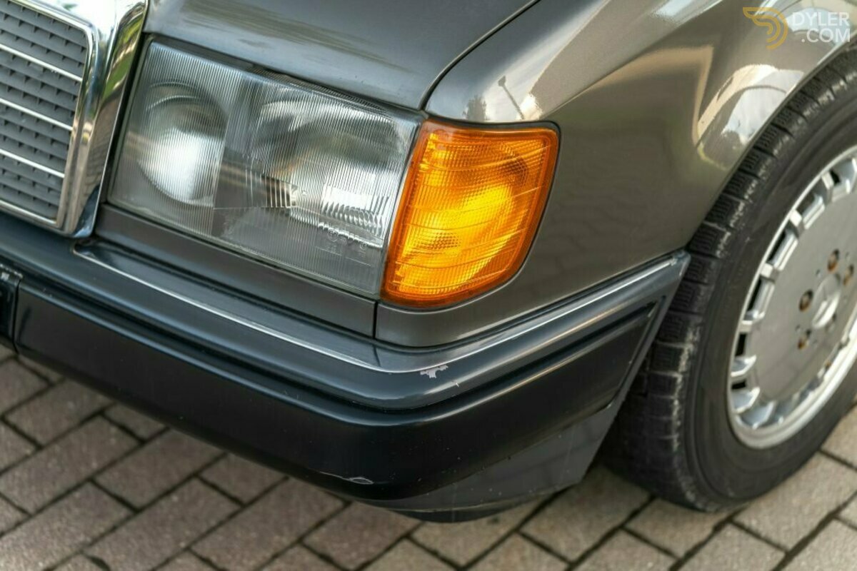 1992 Mercedes-Benz E 300, foto 10