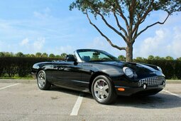 Ford Thunderbird Convertible Cabriolet / Roadster 2002 Black