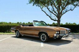 Oldsmobile Cutlass Cabriolet / Roadster 1972 Brown
