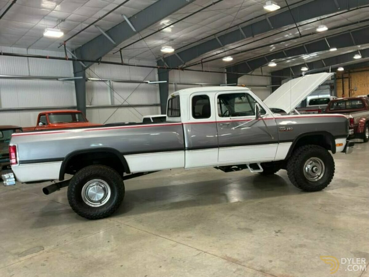 1992 Dodge Ram 2500, foto 2