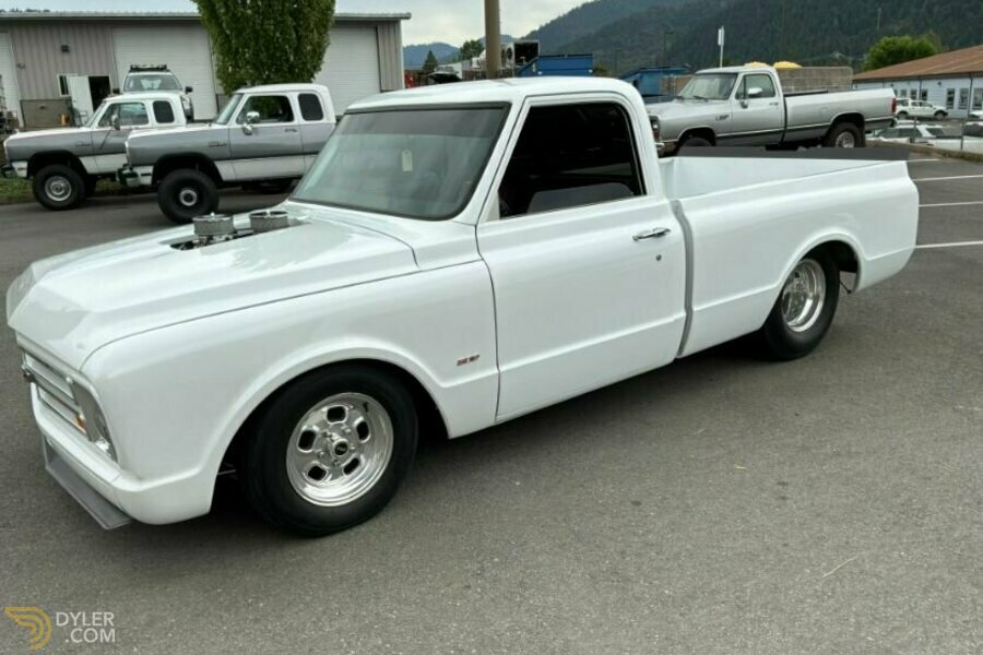 Chevrolet C10 Pickup 1967 White