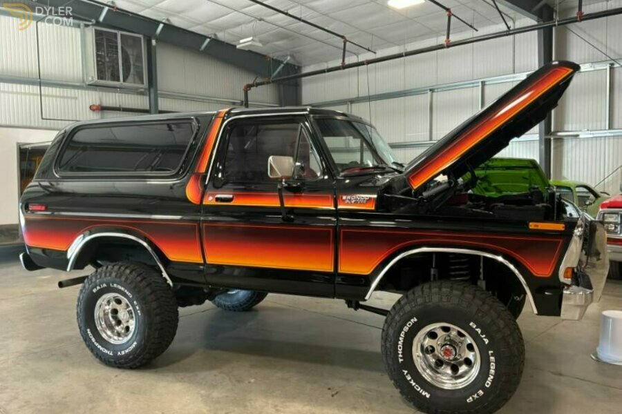 Ford Bronco Custom SUV 1979