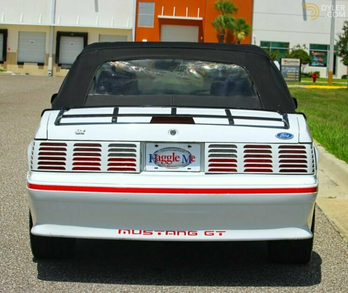 1987 Ford Mustang GT, foto 4