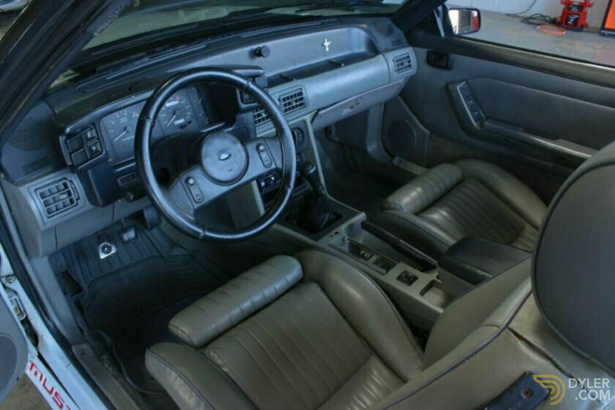 1987 Ford Mustang GT, foto 7