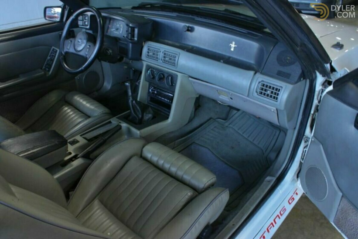 1987 Ford Mustang GT, foto 9