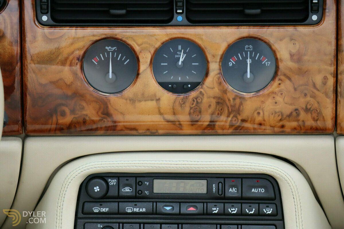 1997 Jaguar XK8 Convertible, foto 6