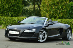 Audi R8 Spyder Cabriolet / Roadster 2011 Black