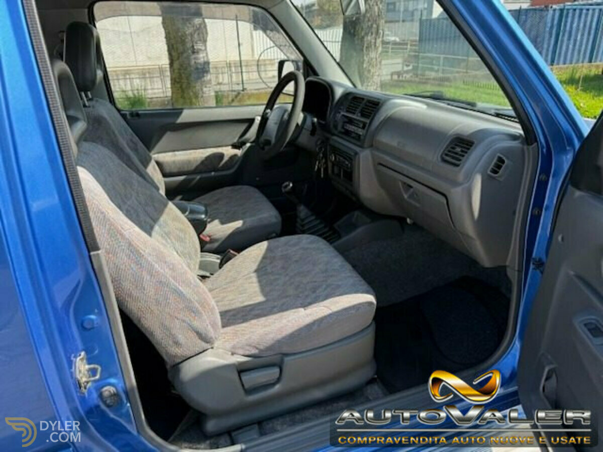 2000 Suzuki Jimny 1.3i 16V cat 4x4 Ridotte, foto 11