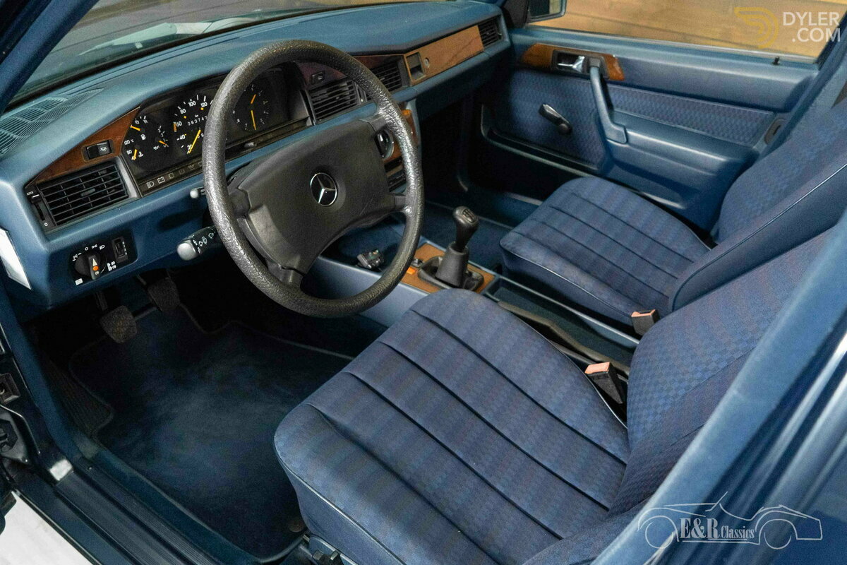 1990 Mercedes-Benz 190 190, foto 2