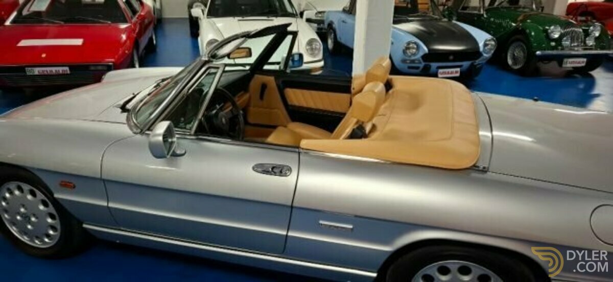 1992 Alfa Romeo Spider 2.0i, foto 4