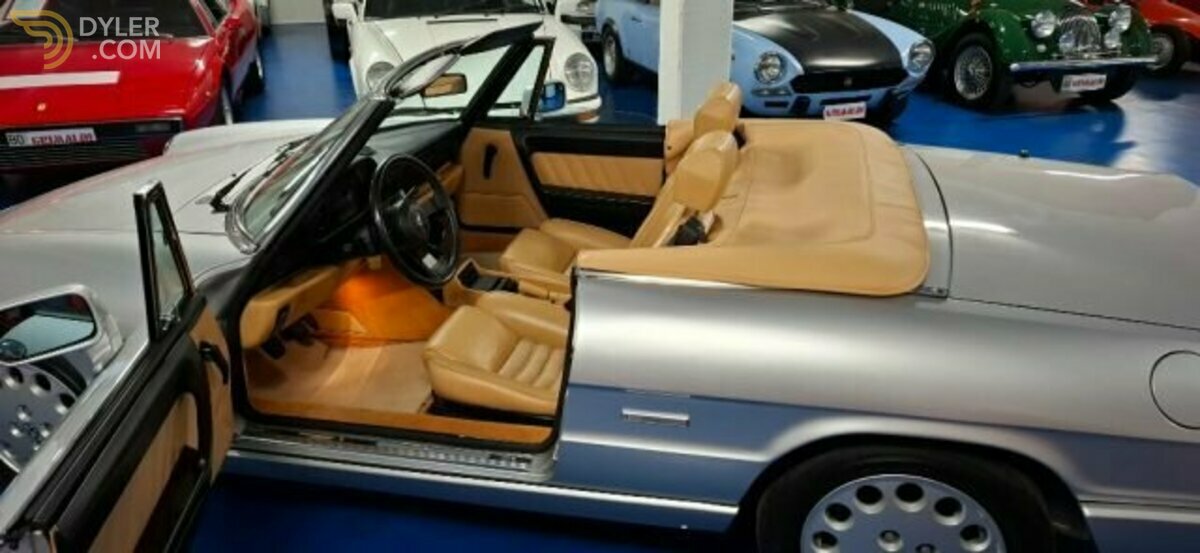 1992 Alfa Romeo Spider 2.0i, foto 5