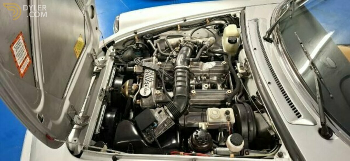 1992 Alfa Romeo Spider 2.0i, foto 8
