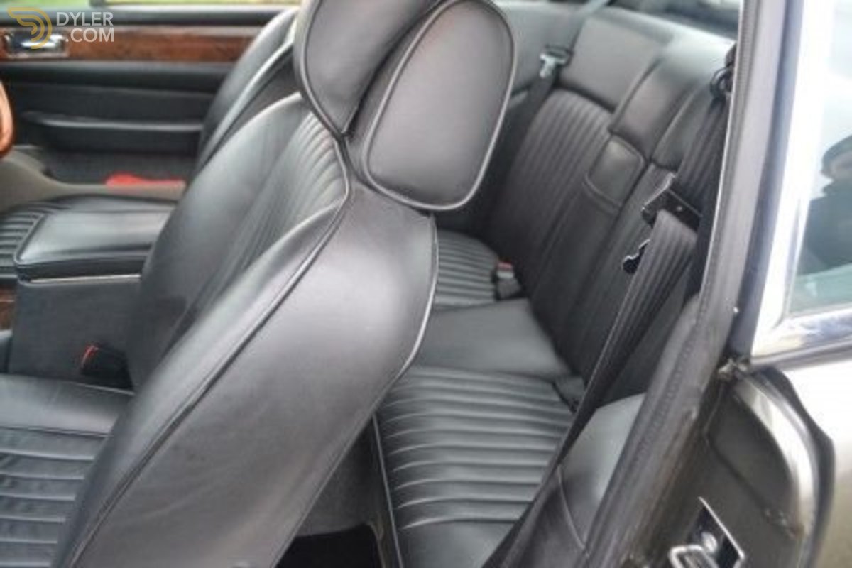 1987 Aston Martin Vantage, foto 10