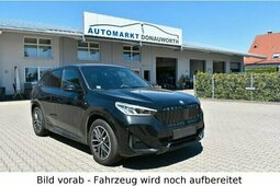 BMW iX1 xDrive30 M Sportpaket Navi Abstandstempomat... 2023