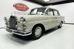Mercedes-Benz 200 D - ONLINE AUCTION Sedan/Berlina 1968 Branco
